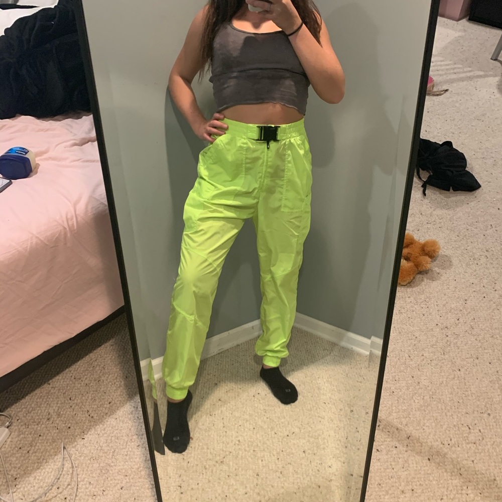 Zara Neon Yellow Green Cargo Pants with Buckle